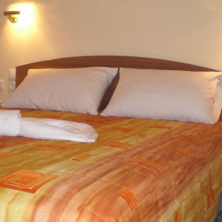 Exanthia Villas Room photo
